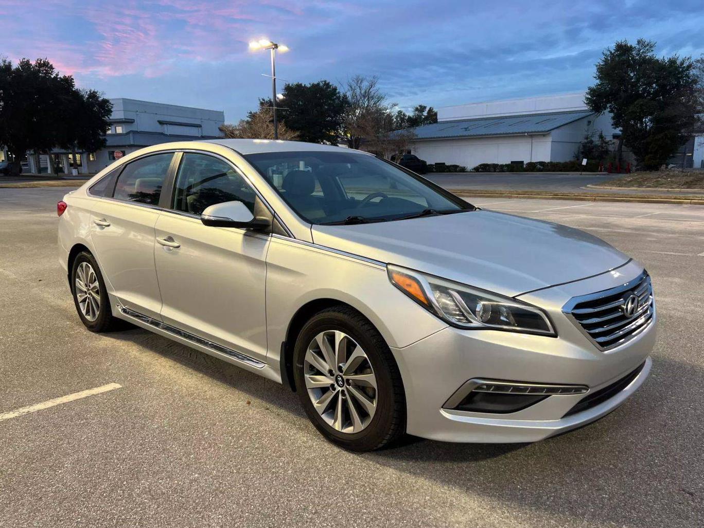 HYUNDAI SONATA 2016 5NPE34AF1GH260315 image