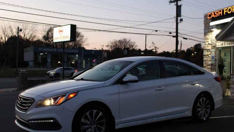 HYUNDAI SONATA 2016 5NPE34AF2GH287555 image