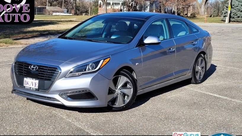 HYUNDAI SONATA 2016 KMHE34L15GA023184 image