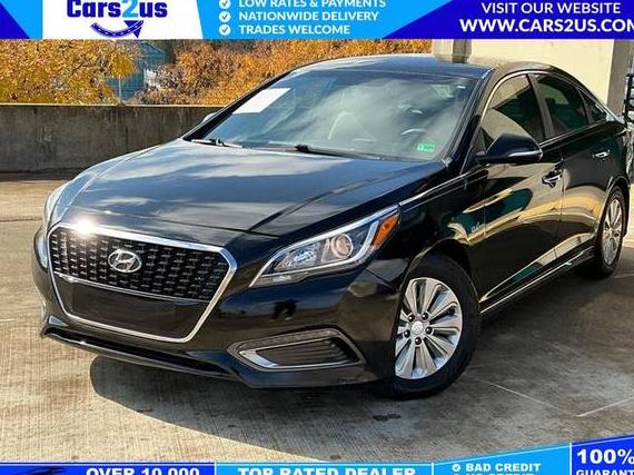 HYUNDAI SONATA 2016 KMHE24L12GA040480 image