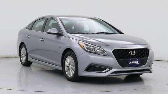 HYUNDAI SONATA 2016 KMHE24L18GA033243 image