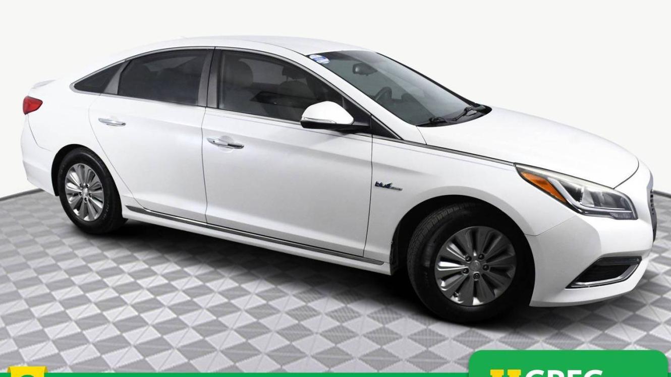 HYUNDAI SONATA 2016 KMHE24L16GA023116 image