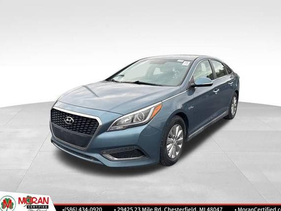 HYUNDAI SONATA 2016 KMHE24L14GA036172 image