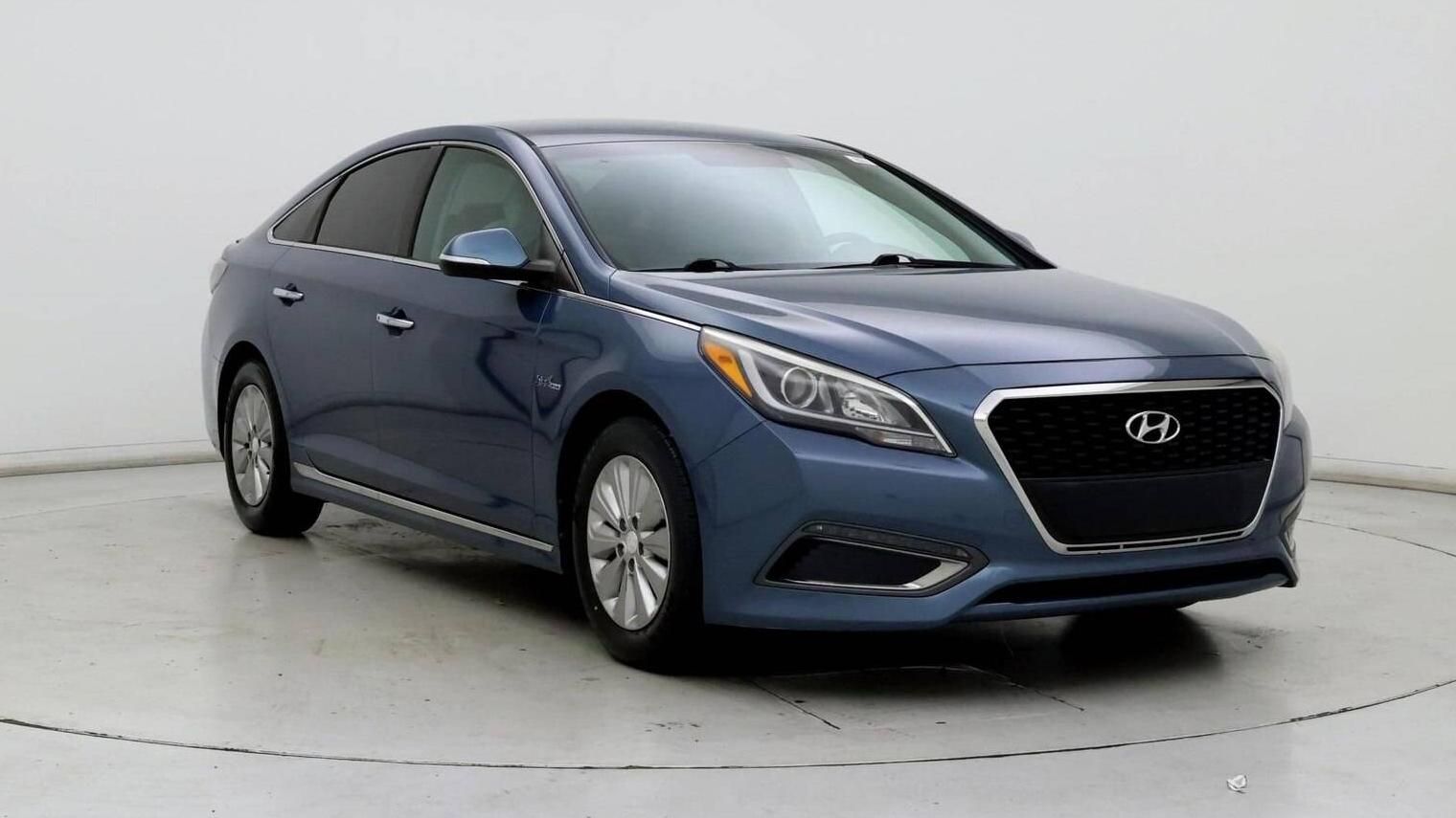 HYUNDAI SONATA 2016 KMHE24L13GA042299 image