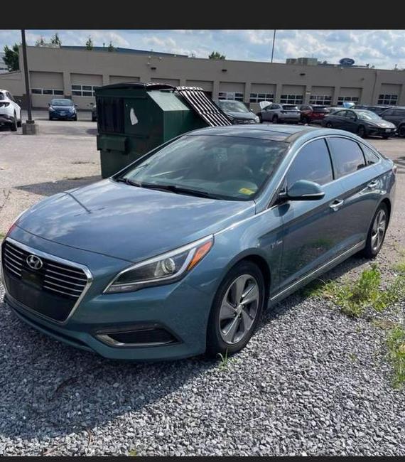 HYUNDAI SONATA 2016 KMHE34L14GA018185 image