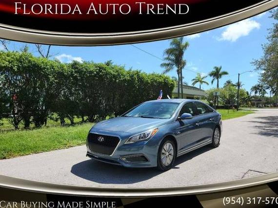 HYUNDAI SONATA 2016 KMHE24L15GA038643 image