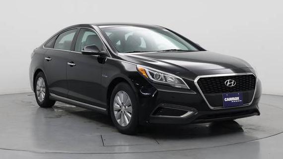 HYUNDAI SONATA 2016 KMHE24L19GA036037 image