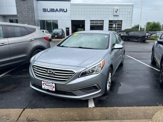 HYUNDAI SONATA 2016 5NPE24AF3GH307637 image