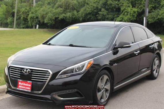 HYUNDAI SONATA 2016 KMHE34L17GA021596 image