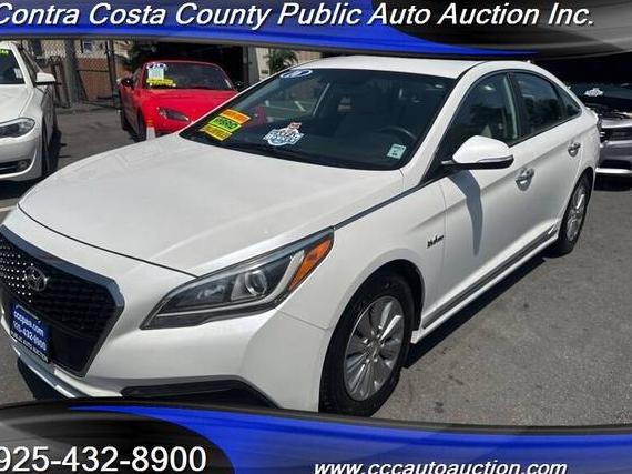 HYUNDAI SONATA 2016 KMHE24L13GA036602 image