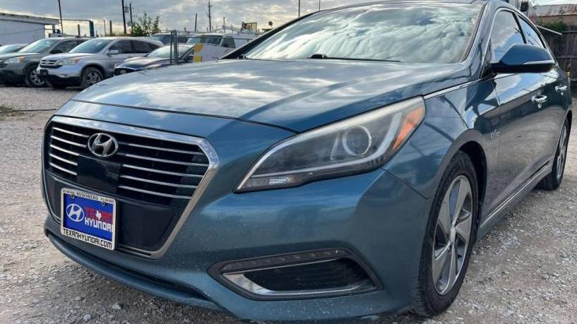 HYUNDAI SONATA 2016 KMHE34L12GA027631 image