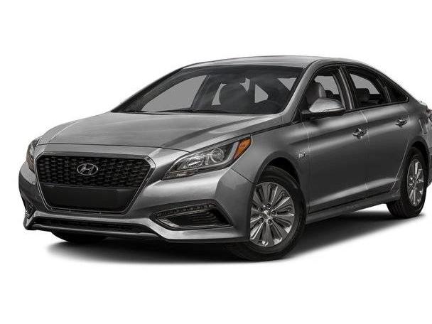 HYUNDAI SONATA 2016 KMHE24L12GA026000 image