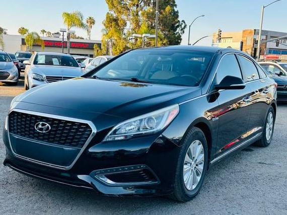 HYUNDAI SONATA 2016 KMHE24L1XGA013303 image