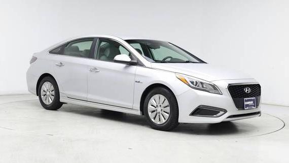 HYUNDAI SONATA 2016 KMHE24L10GA012256 image