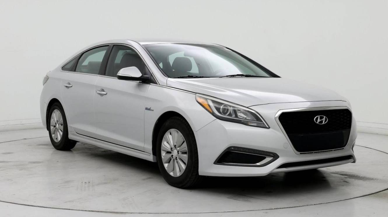 HYUNDAI SONATA 2016 KMHE24L17GA041589 image