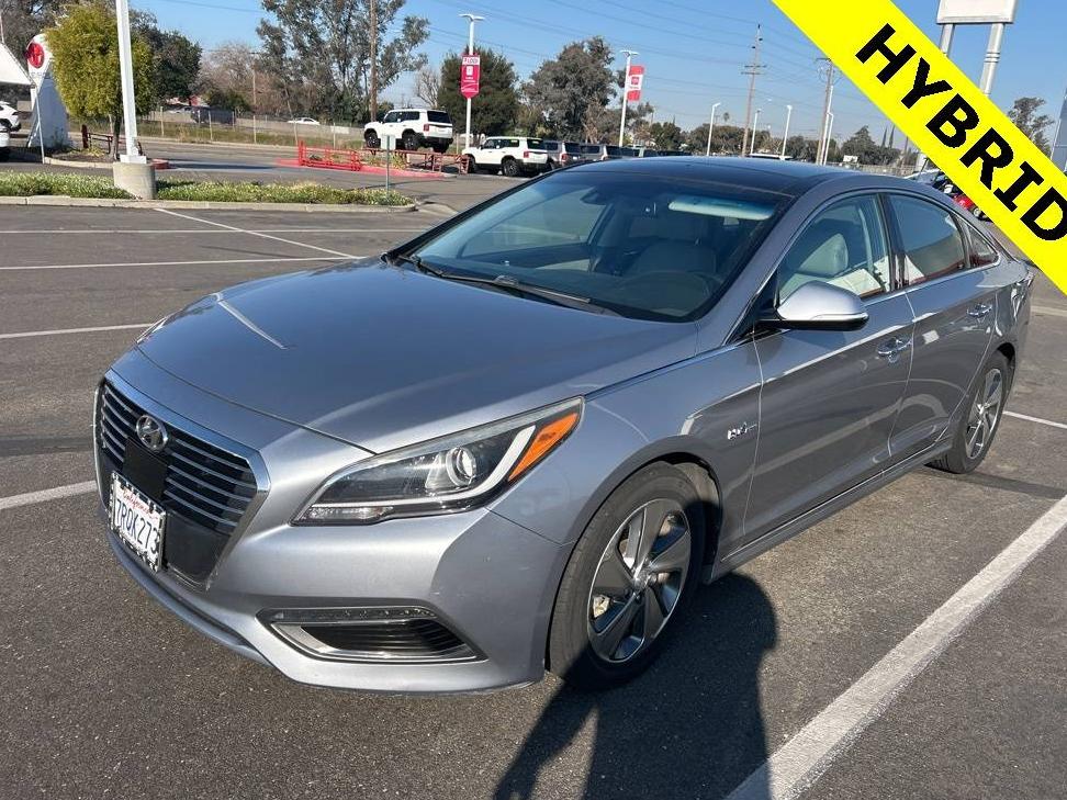 HYUNDAI SONATA 2016 KMHE34L15GA026814 image