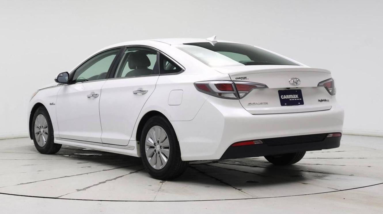 HYUNDAI SONATA 2016 KMHE24L1XGA022745 image