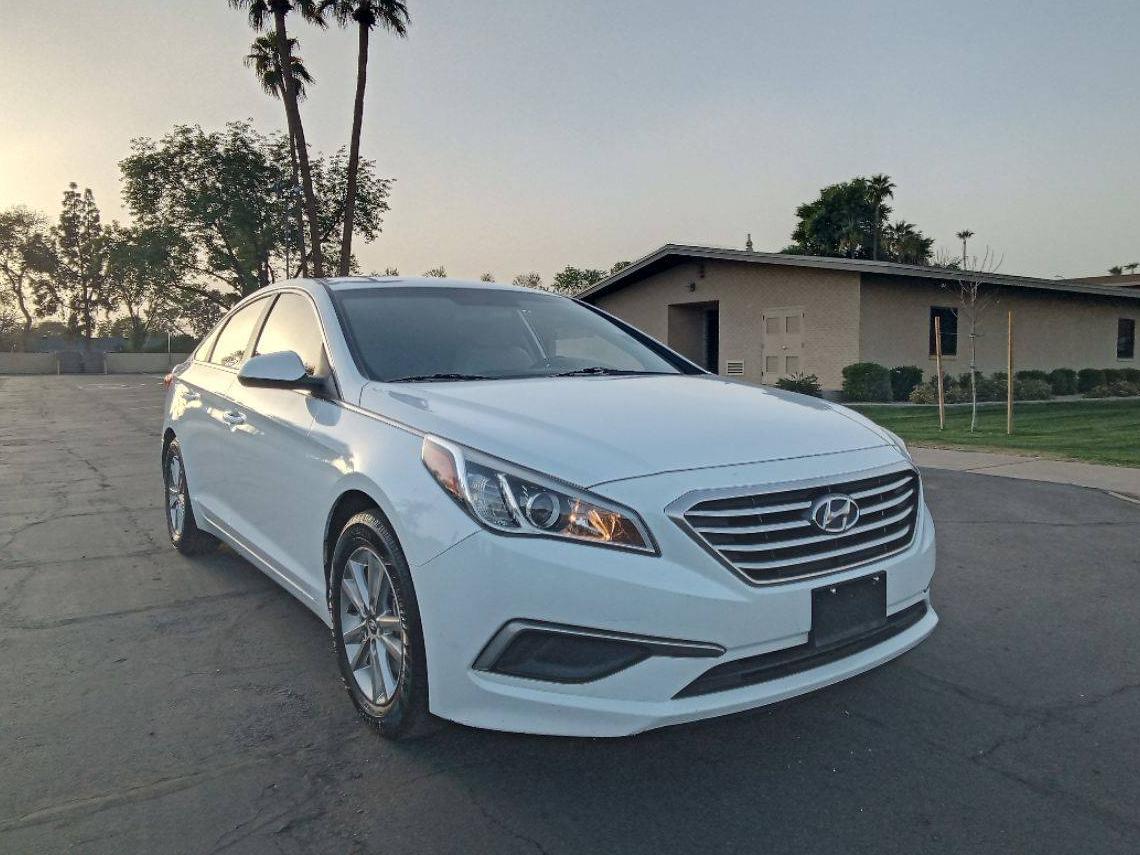 HYUNDAI SONATA 2016 5NPE24AF5GH345516 image