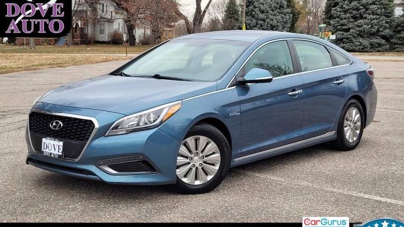 HYUNDAI SONATA 2016 KMHE24L1XGA039366 image