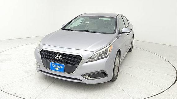 HYUNDAI SONATA 2016 KMHE24L19GA036717 image