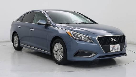 HYUNDAI SONATA 2016 KMHE24L19GA030352 image