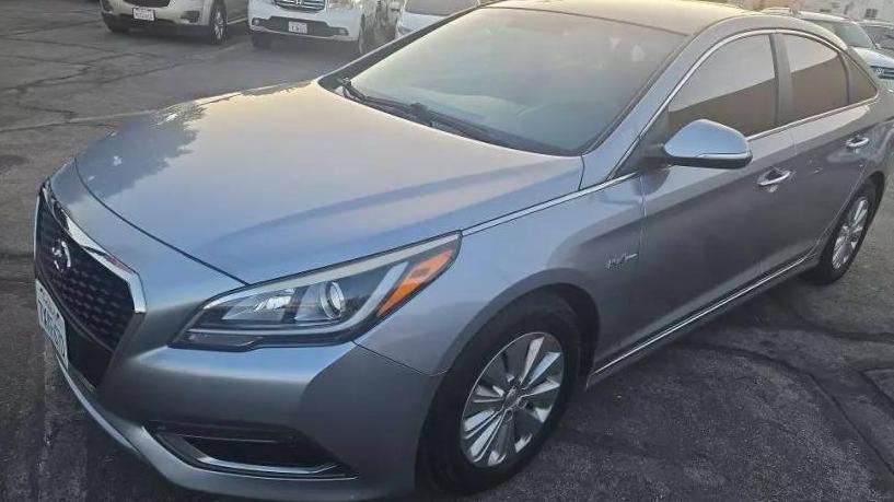 HYUNDAI SONATA 2016 KMHE24L1XGA014340 image