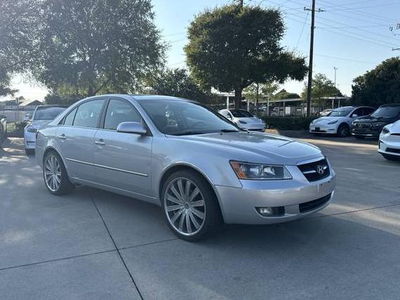 HYUNDAI SONATA 2008 5NPEU46C98H348185 image