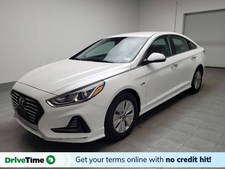 HYUNDAI SONATA 2019 KMHE24L37KA091581 image