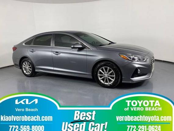 HYUNDAI SONATA 2019 5NPE24AF3KH776705 image