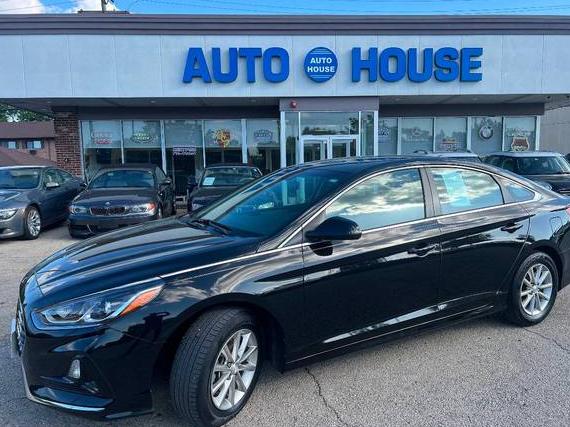 HYUNDAI SONATA 2019 5NPE24AF7KH806336 image