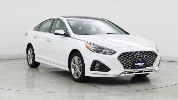 HYUNDAI SONATA 2019 5NPE34AF1KH738077 image