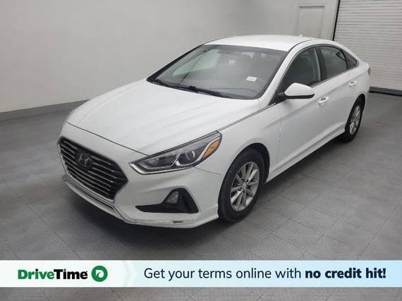 HYUNDAI SONATA 2019 5NPE24AF1KH757523 image