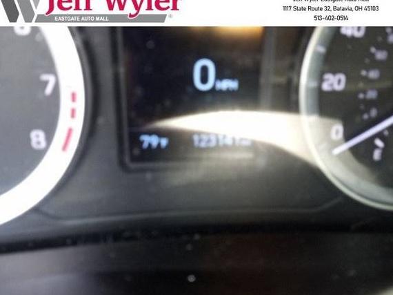 HYUNDAI SONATA 2019 5NPE24AF0KH792330 image