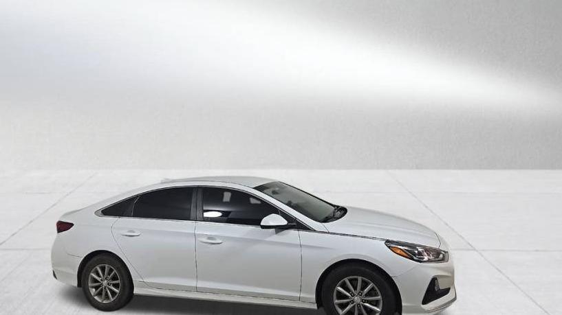 HYUNDAI SONATA 2019 5NPE24AF2KH746305 image