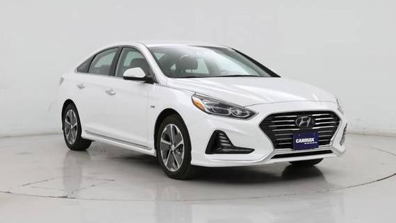 HYUNDAI SONATA 2019 KMHE54L26KA090145 image