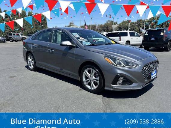 HYUNDAI SONATA 2019 5NPE34AF0KH752701 image