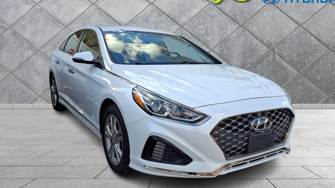 HYUNDAI SONATA 2019 5NPE34AF3KH750621 image