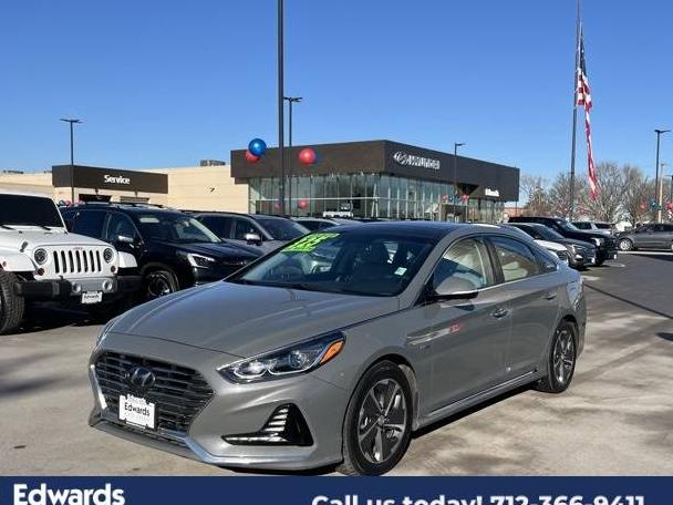 HYUNDAI SONATA 2019 KMHE34L32KA094305 image