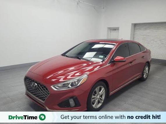 HYUNDAI SONATA 2019 5NPE34AF7KH738505 image