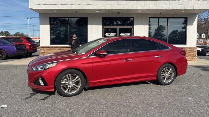 HYUNDAI SONATA 2019 5NPE34AF4KH770179 image