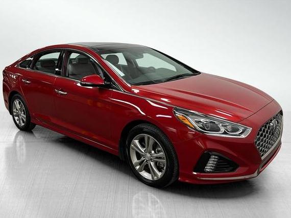 HYUNDAI SONATA 2019 5NPE34AF4KH815587 image