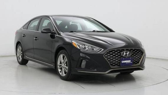 HYUNDAI SONATA 2019 5NPE34AF3KH815791 image