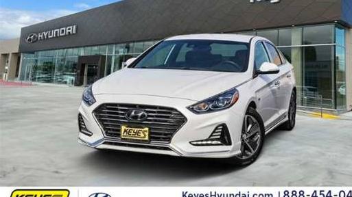 HYUNDAI SONATA 2019 KMHE54L29KA090074 image