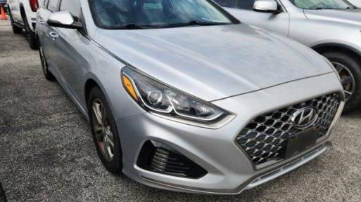 HYUNDAI SONATA 2019 5NPE34AF4KH747016 image