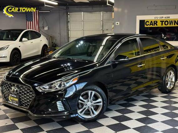 HYUNDAI SONATA 2019 5NPE34AF2KH813160 image