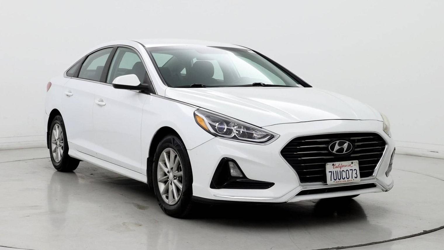 HYUNDAI SONATA 2019 5NPE24AF1KH740303 image