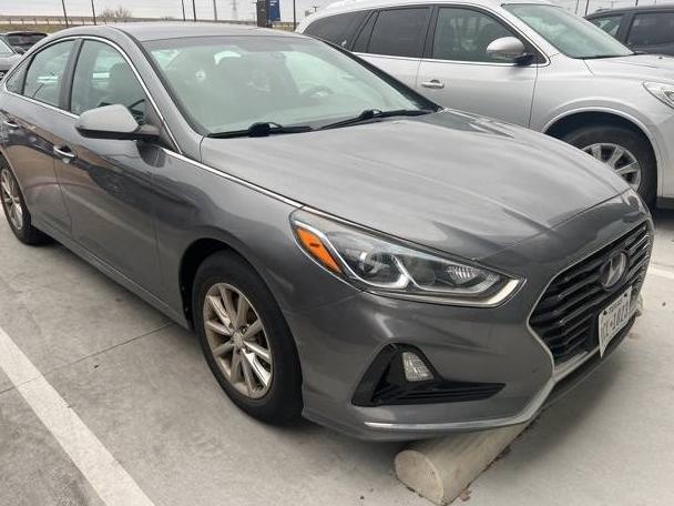 HYUNDAI SONATA 2019 5NPE24AFXKH776409 image