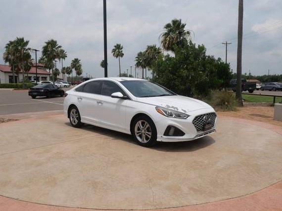 HYUNDAI SONATA 2019 5NPE34AF5KH751348 image