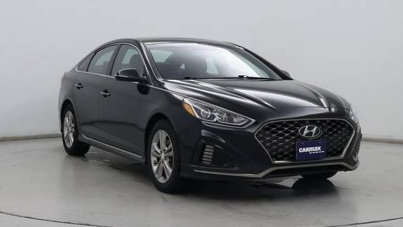 HYUNDAI SONATA 2019 5NPE34AF3KH736136 image