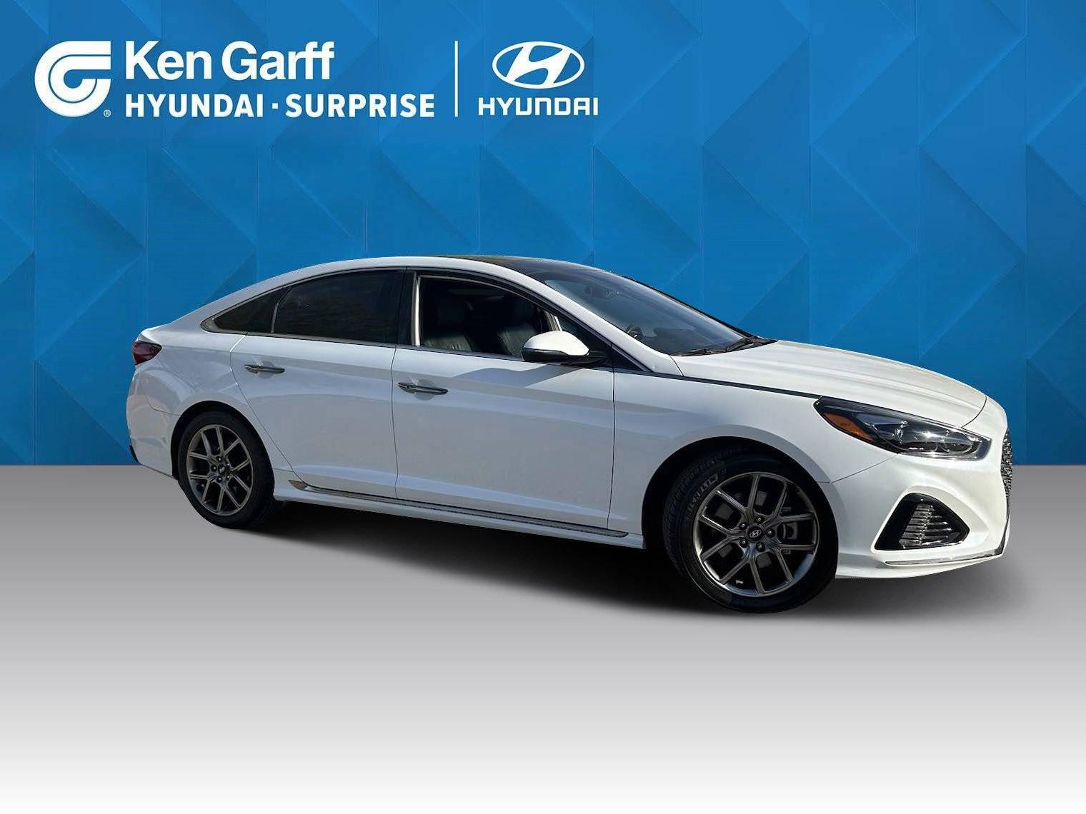 HYUNDAI SONATA 2019 5NPE34AB3KH731810 image